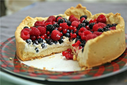 Фото блюда: Пирог «Московский» со свежими ягодами